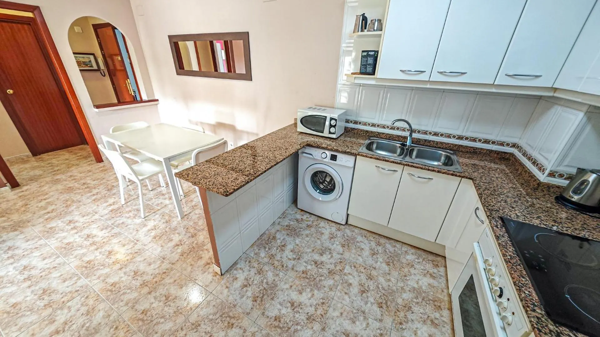 شقة Litoral Costa Dorada - Living Park Only Families سالو إسبانيا